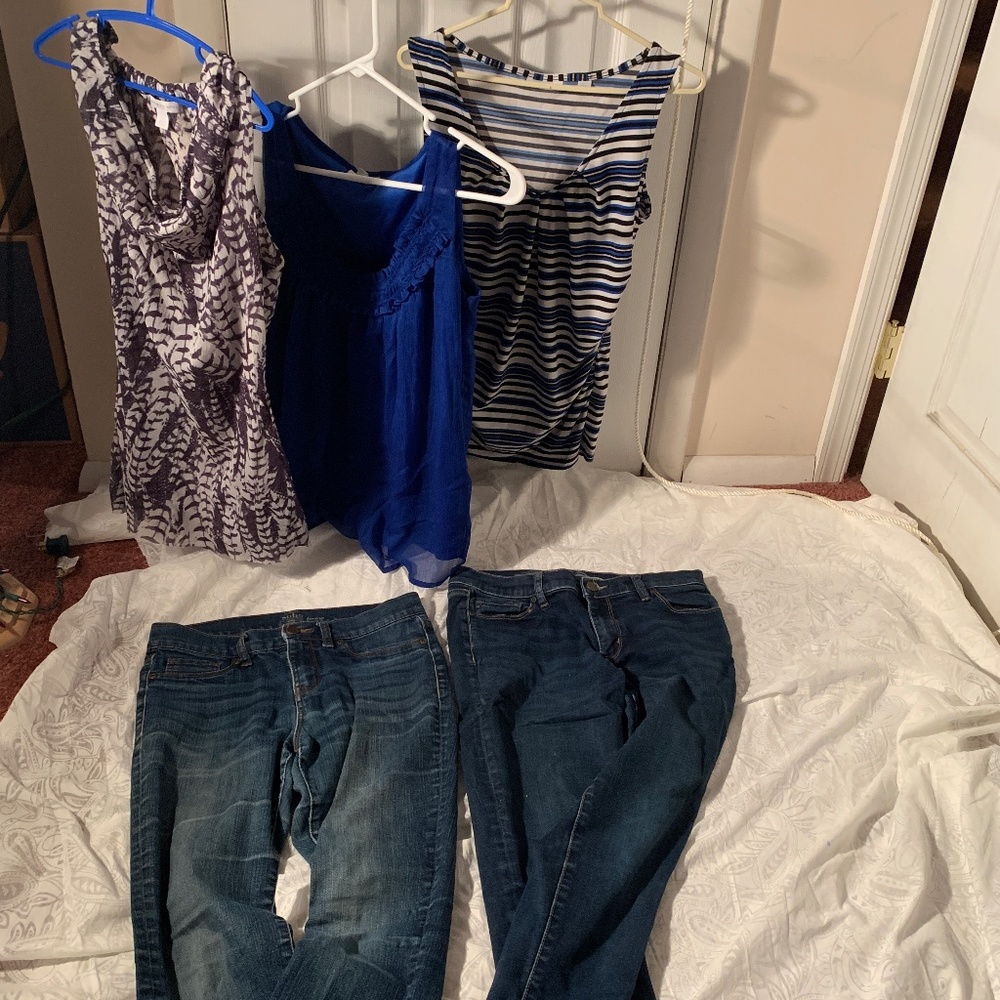 New York & Company Lot of Pre-owned Soho Jeans (Sz 8) and Tops (Sz S)